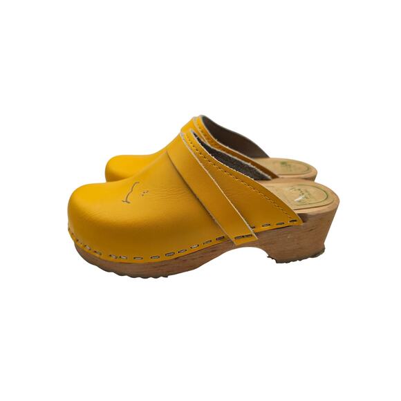 Haga Toffeln Clogs Shoes Girls Sz 29 (US 11) Yellow Leather Swedish Clogs Wooden - Picture 5 of 7
